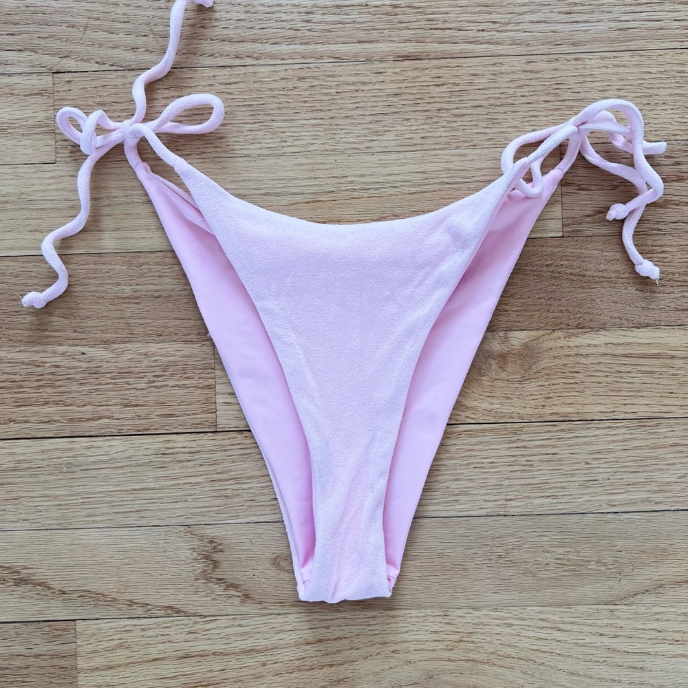 SKATIE Vera Bottoms in Juicy